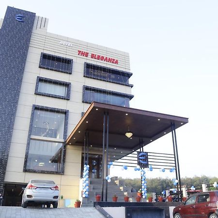 The Eleganza Hotel Jhajra Ngoại thất bức ảnh