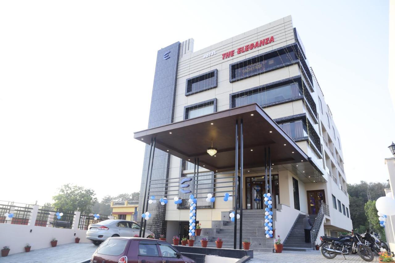 The Eleganza Hotel Jhajra Ngoại thất bức ảnh