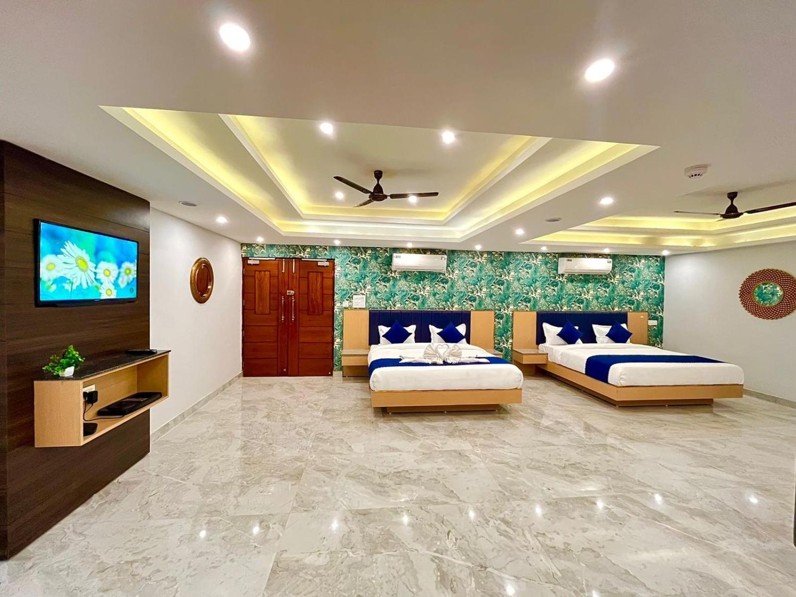 The Eleganza Hotel Jhajra Ngoại thất bức ảnh